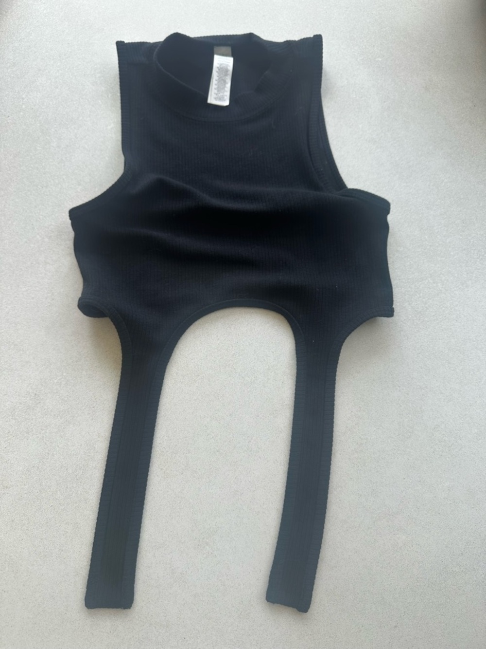 ALO Wellness Ribbed Flaunt Tank Size Small - Picture 7 of 10